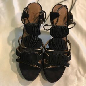 Beautiful lace- up velvet heels by Colin Stuart.